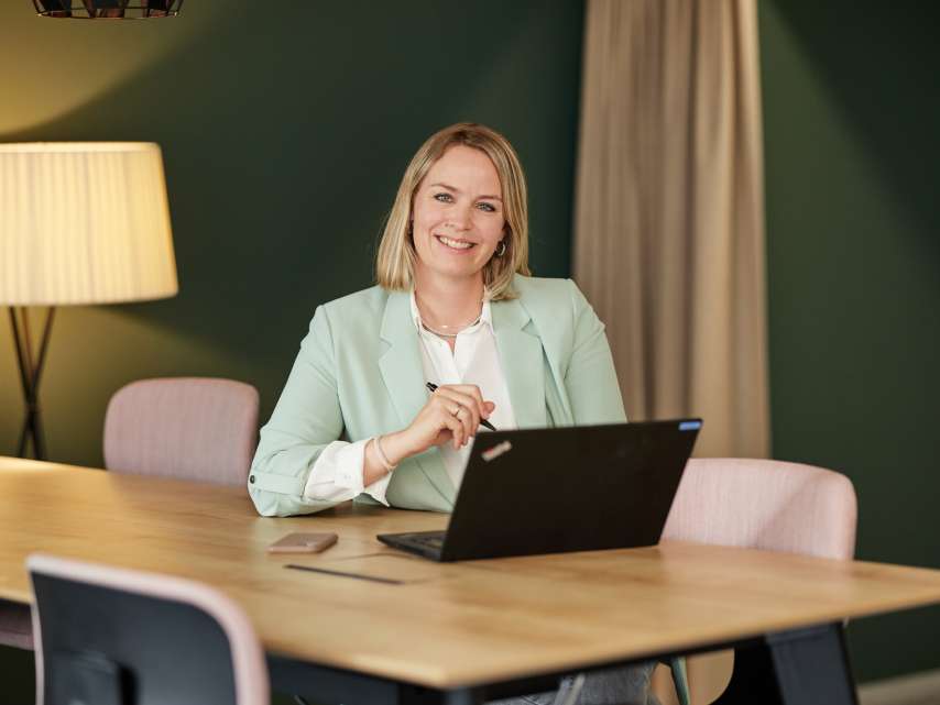 Interview with project manager Rahel Hauser on AXA's anniversary project Interview with project manager Rahel Hauser on AXA's anniversary project