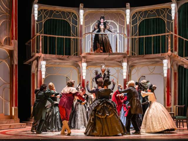 Gianni Schicchi (A Ball Night)