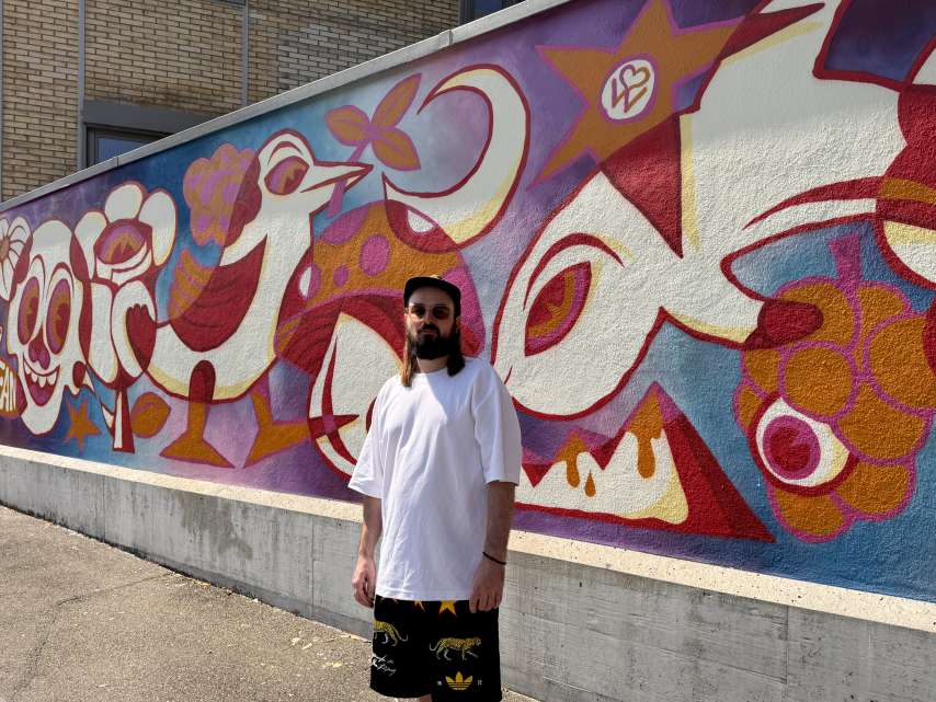 Street art 2025: Wonky's "Walk of Fame" now adorns the wall on Bahnmeisterweg