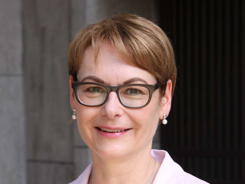 Interview with Andrea Engeler, Head of the Zurich Office of Economy and Labor, on the shortage of skilled workers Interview with Andrea Engeler, Head of the Zurich Office of Economy and Labor, on the shortage of skilled workers